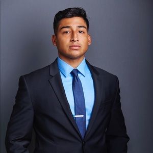 Meet your Posher, Cruz